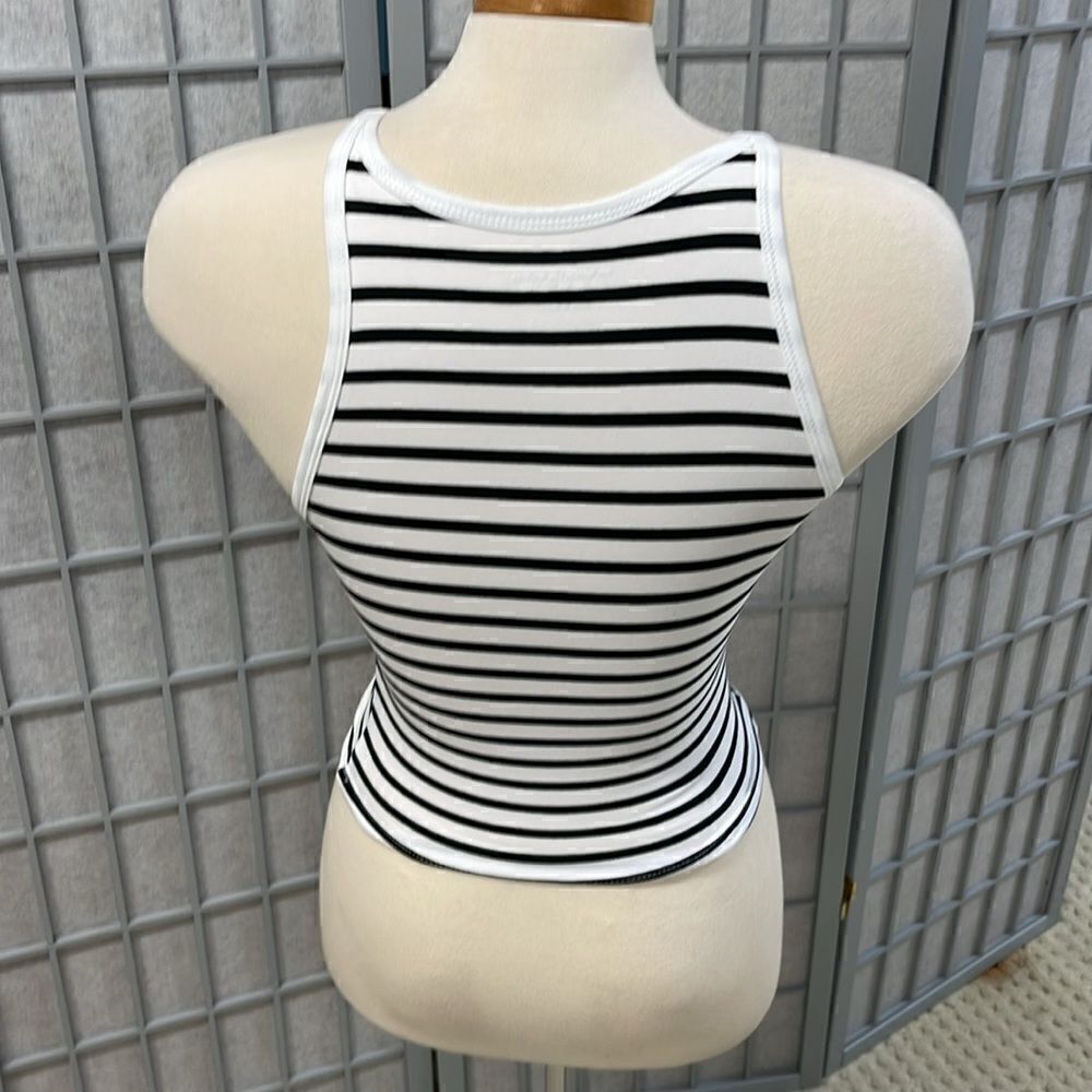 Women’s white and black striped tank top, size small - Picture 2 of 4
